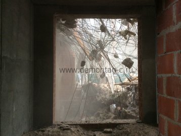 Демонтаж многоквартирного дома