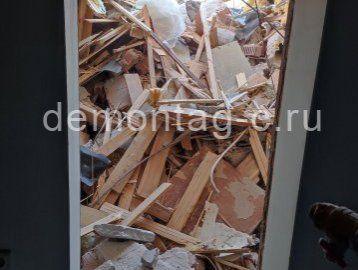Демонтаж кирпичного трёх этажного дома 3060м3
