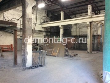 Внутренний демонтаж кирпичных и бетонных перегородок
