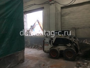 Внутренний демонтаж кирпичных и бетонных перегородок