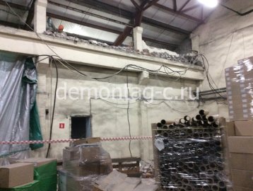 Внутренний демонтаж кирпичных и бетонных перегородок