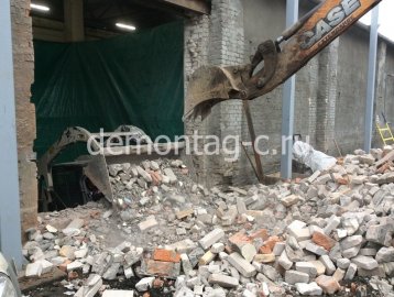 Внутренний демонтаж кирпичных и бетонных перегородок