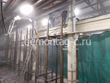 Демонтаж железобетонной подкрановой балки. КОМУС
